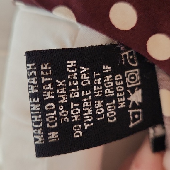 Bcbgmaxazria Satin Maroon/Brown & Ivory Polka Dot Peep Hole Blouse Size S - Picture 9 of 9